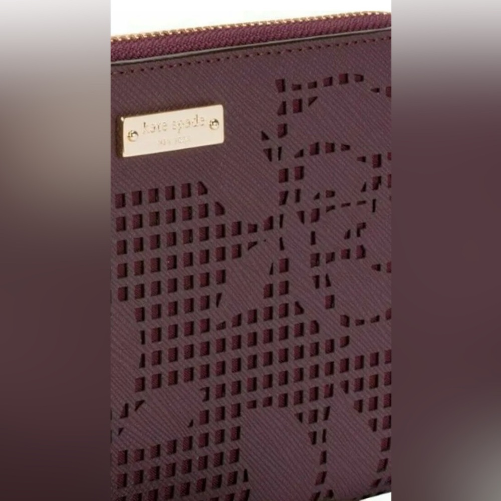HOLD!!Authentic Kate Spade NY, Universal Zip Wristlet Wallet/Phone Case, Maroon - Picture 8 of 9